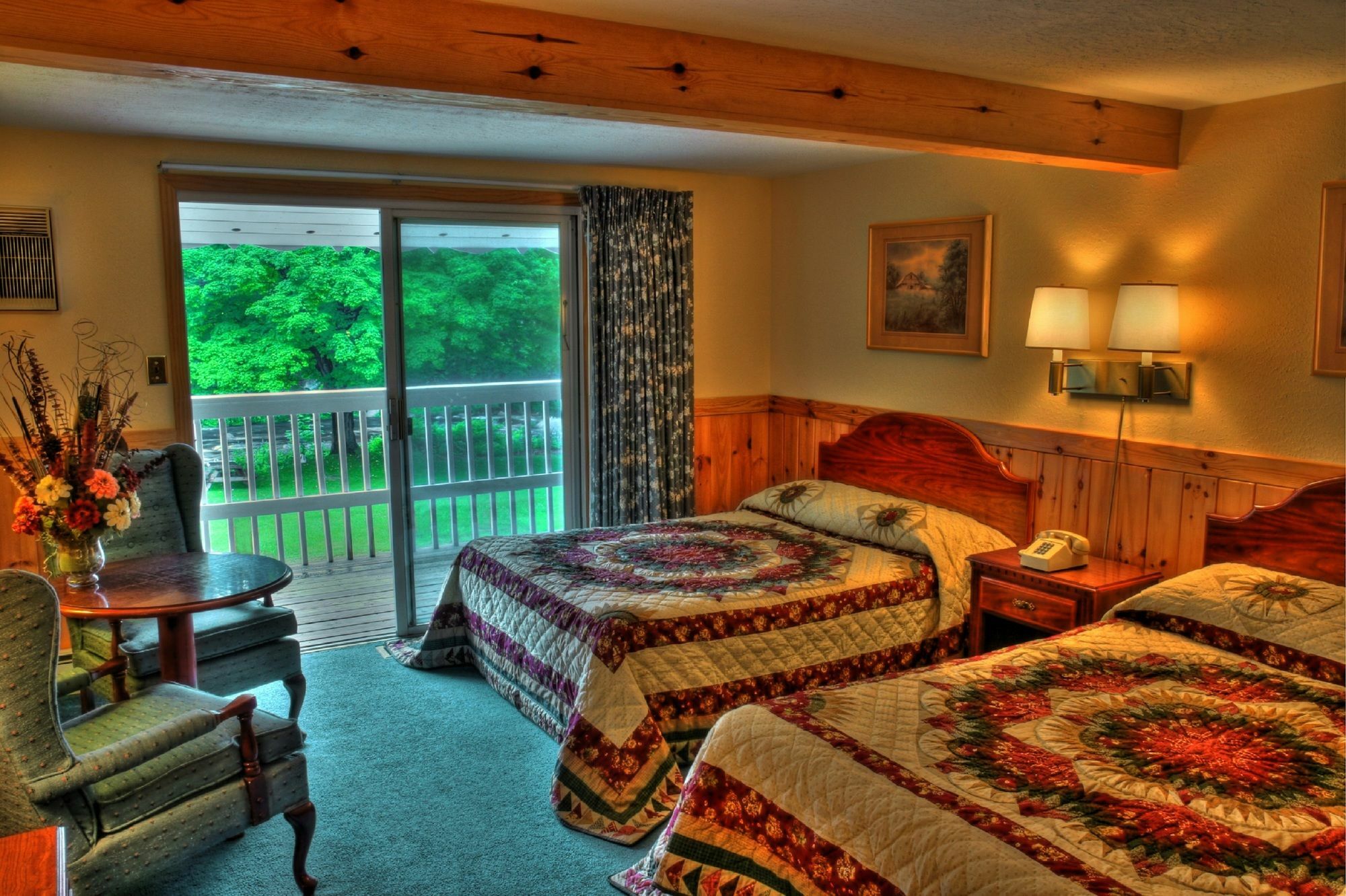 Covered Bridge River View Lodge (Adults Only) Джаксън Стая снимка